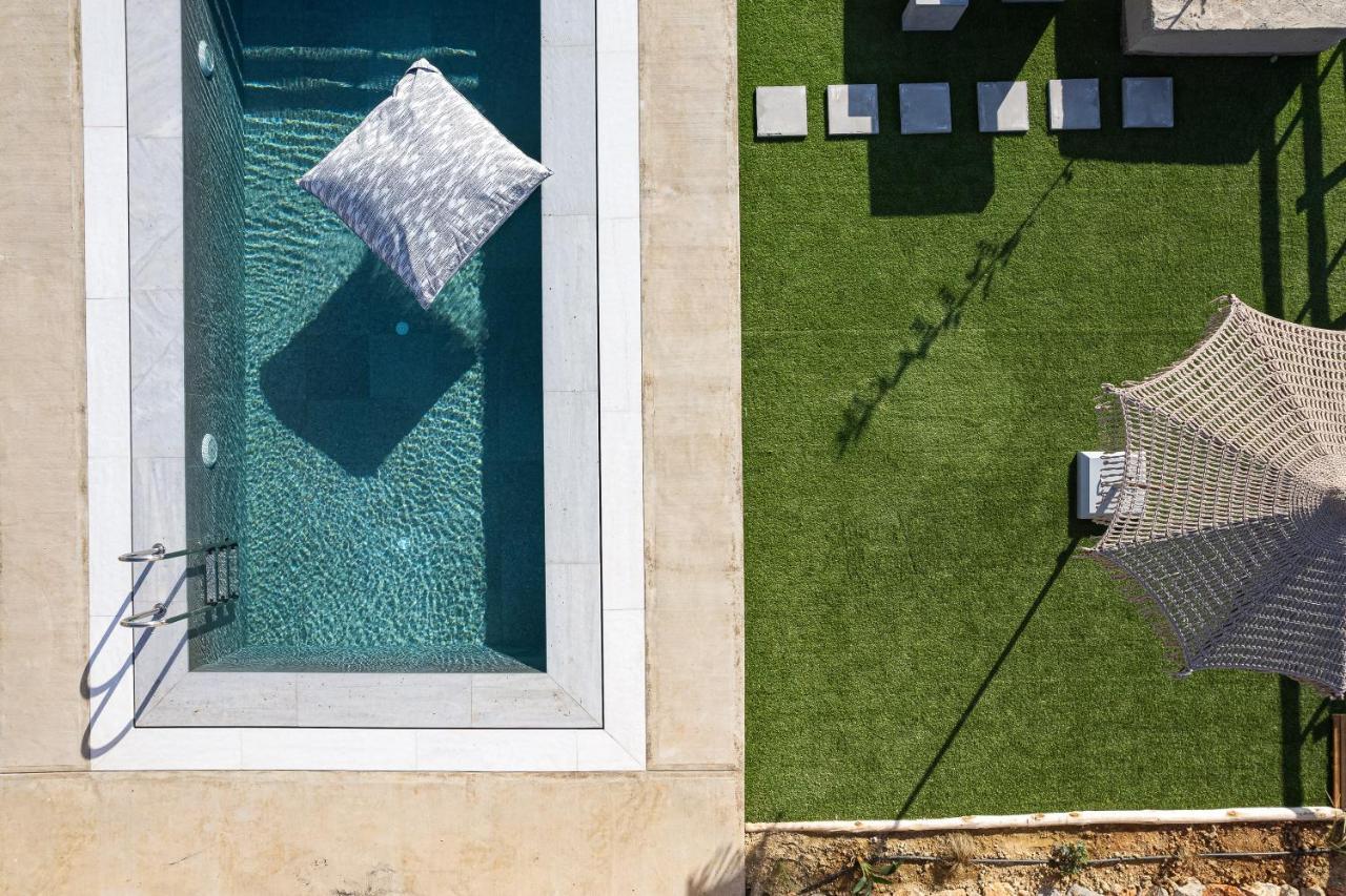 Carob Villas, An Eco-Friendly Hideaway Sissi  Luaran gambar
