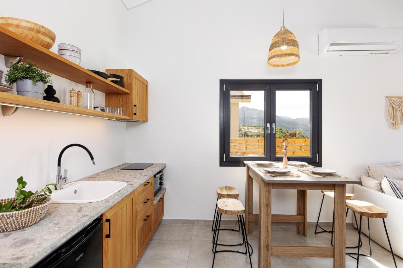 Carob Villas, An Eco-Friendly Hideaway Sissi  Luaran gambar